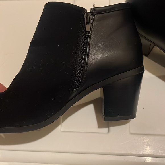 Black Leather/Suede Ankle Boots - Picture 7 of 10